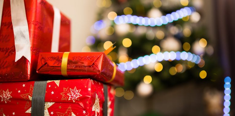 10 Gift Wrap Mistakes That Everyone Should Avoid